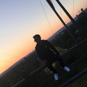 Meet your Posher, Sebastian